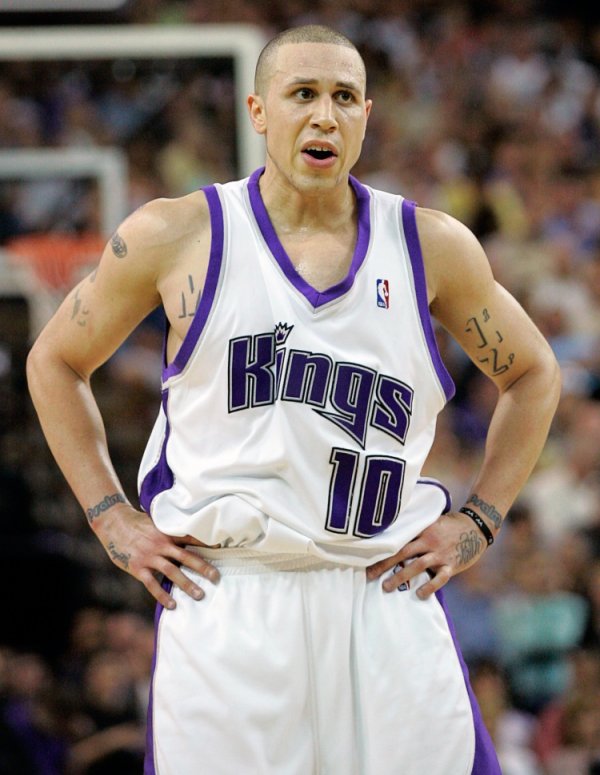 Anh ta sẽ tham gia Lakers như 