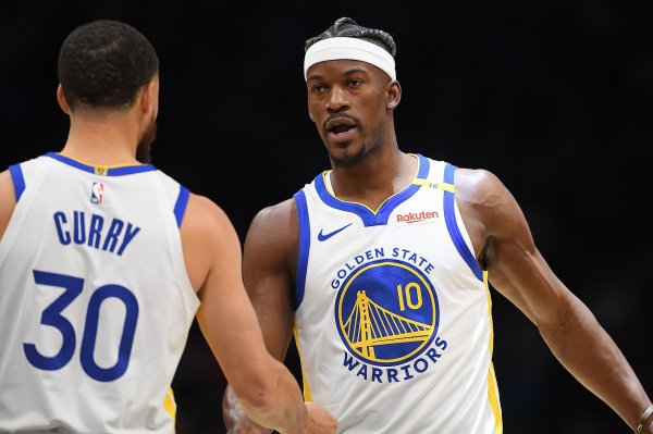 Khoảng cách có chút lớn! Tỷ lệ